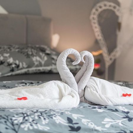 Apartment 50 Shades Of Grey Πόρετς Εξωτερικό φωτογραφία