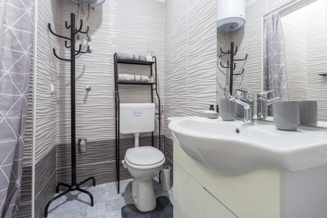 Apartment 50 Shades Of Grey Πόρετς Εξωτερικό φωτογραφία
